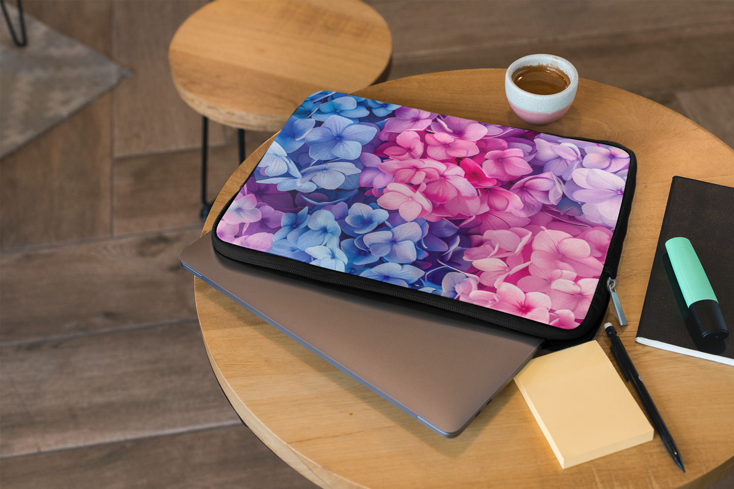 Hydrangea Blossom Haven | Laptop Sleeve